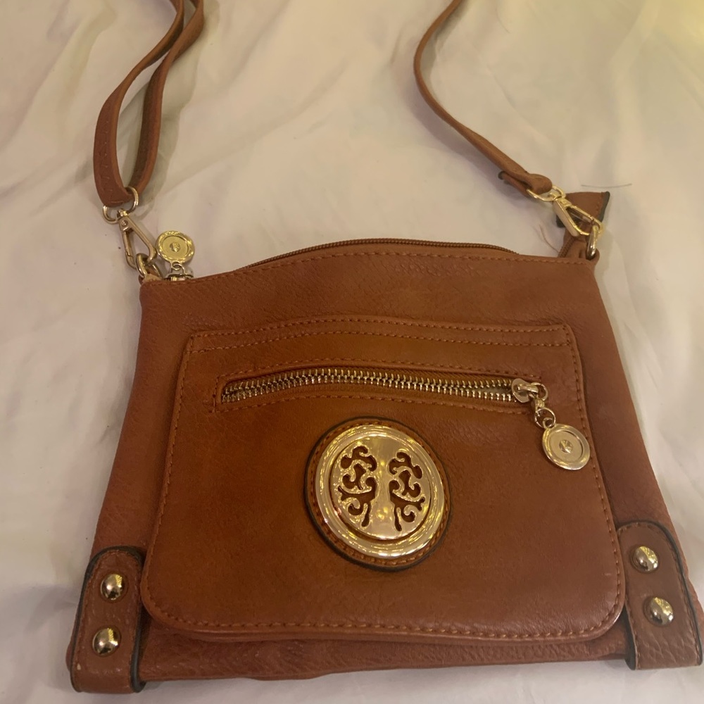 Brown shoulder purse